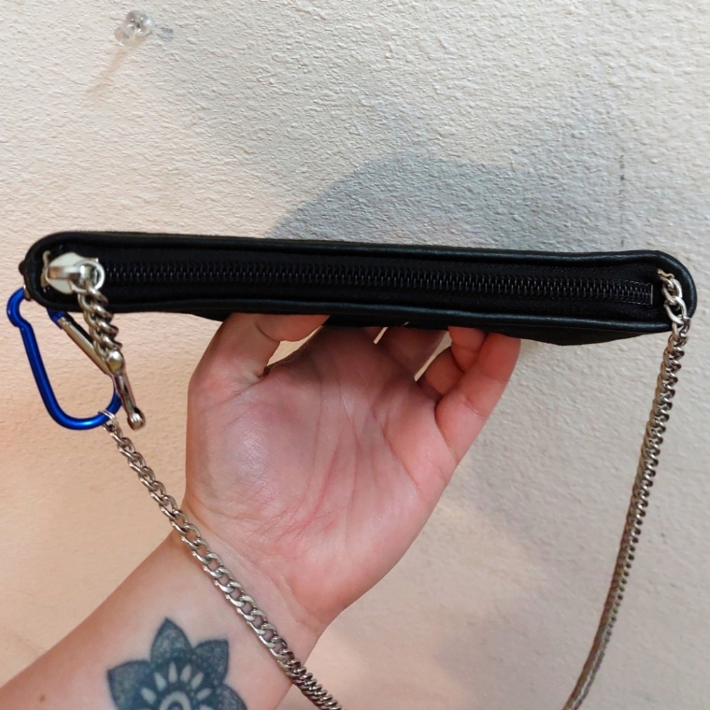 Juicy Couture velour bag 🖤🤍 - Picture 5 of 9